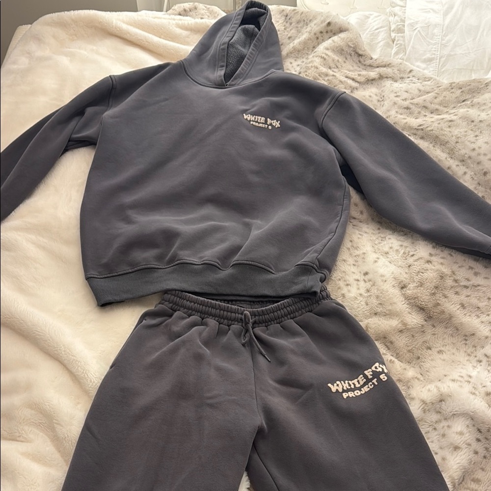 White fox gray sweat set- size S/M